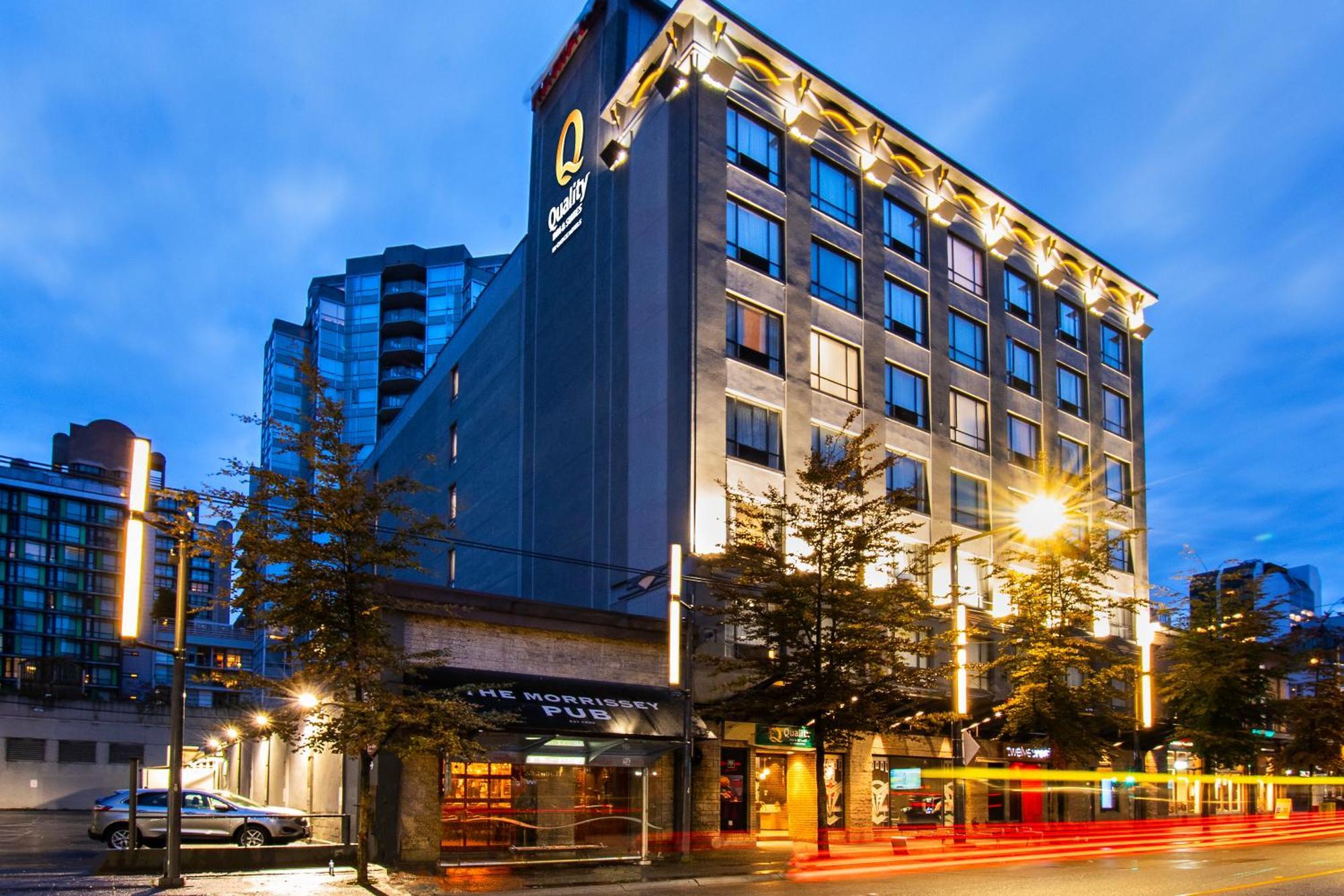 Quality Inn & Suites (Adults Only) Vancouver Exterior foto