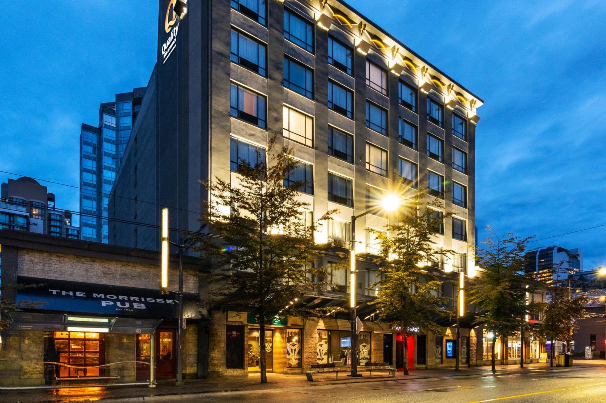 Quality Inn & Suites (Adults Only) Vancouver Exterior foto