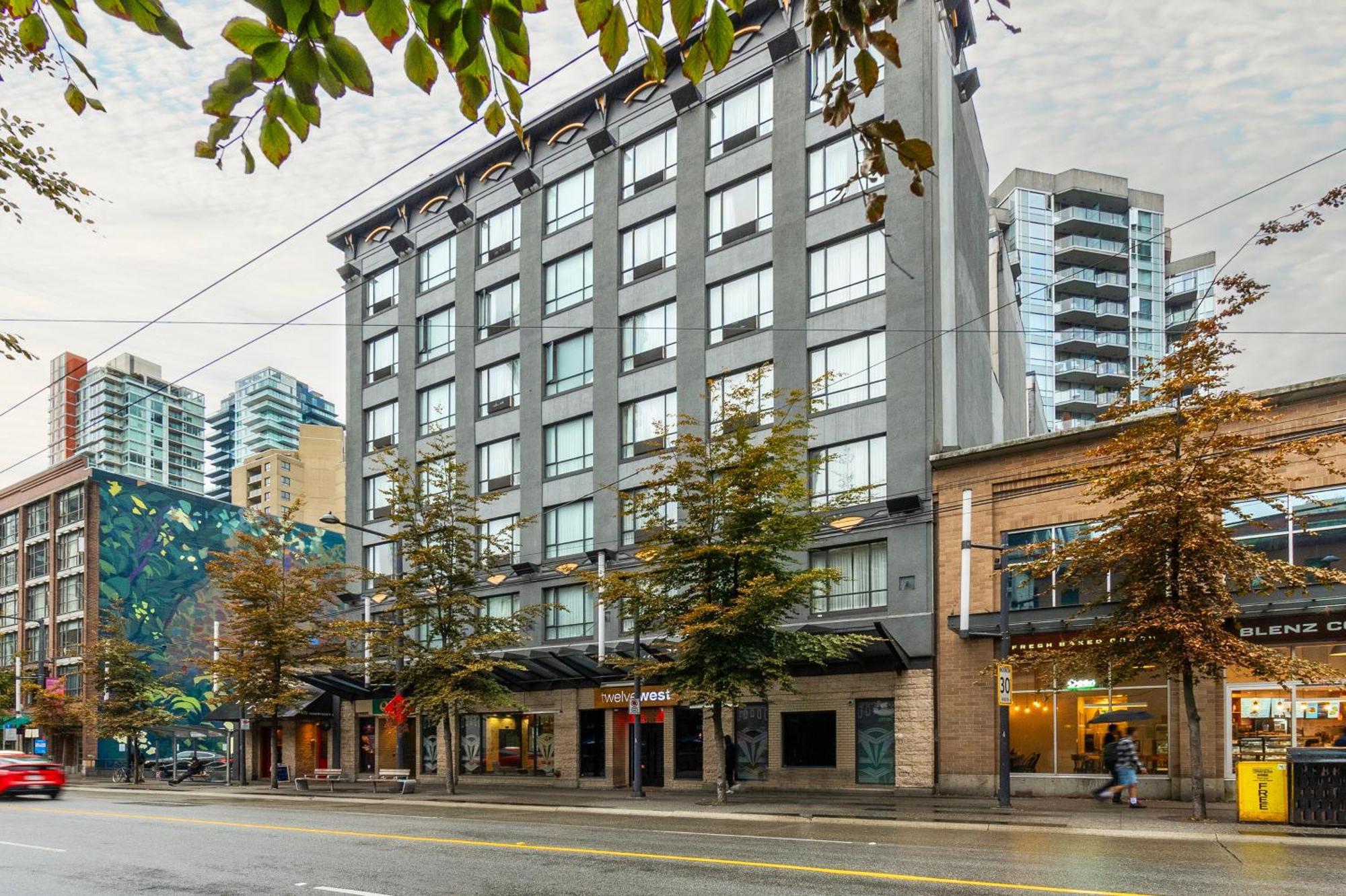 Quality Inn & Suites (Adults Only) Vancouver Exterior foto